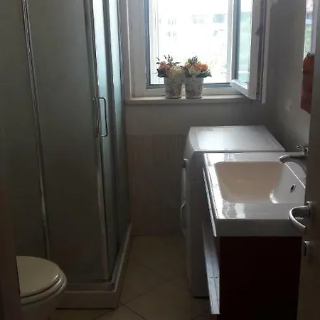 Apartment Via De Filippo 8