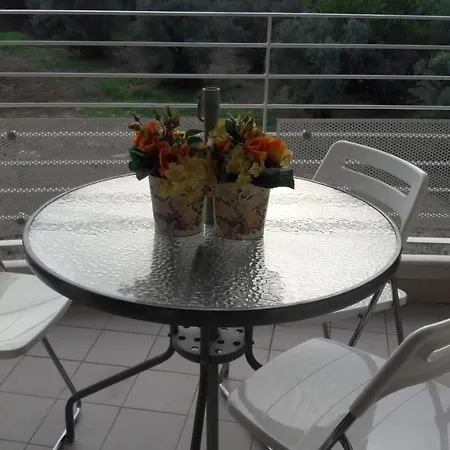 Apartment Via De Filippo 8